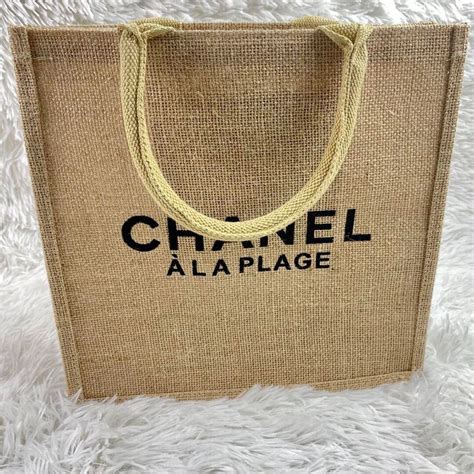 CHANEL A LA PLAGE Tote Bag Novelty Beige 30cm × 30cm 